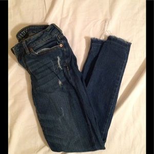 Aeropostale Jeans - Junior's sz 0 AEROPOSTALE distressed skinny jeans Aeropostale Jeans - Junior's sz 0 AEROPOSTALE distressed skinny jeans
